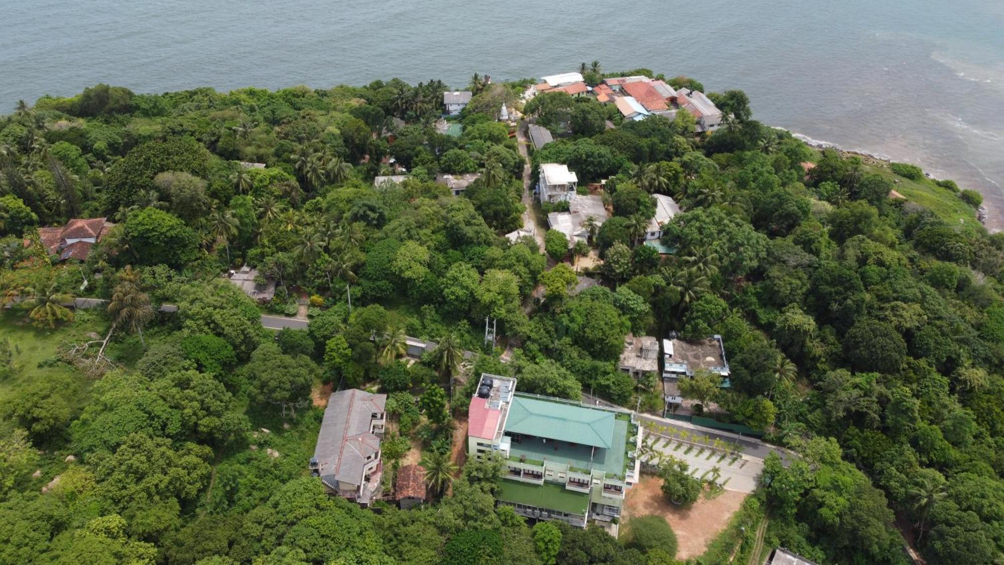 Mount Rich Rumassala Hotel Unawatuna Buitenkant foto