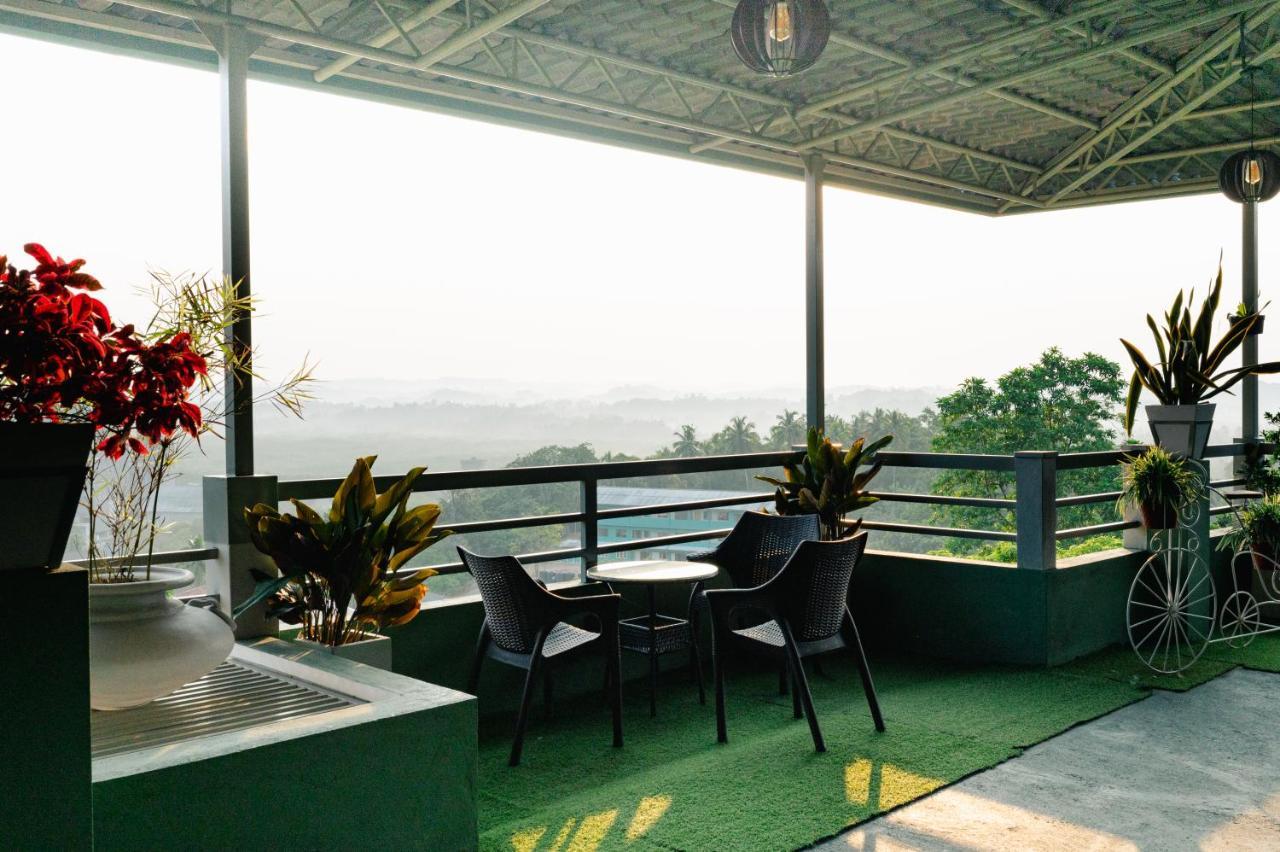 Mount Rich Rumassala Hotel Unawatuna Buitenkant foto