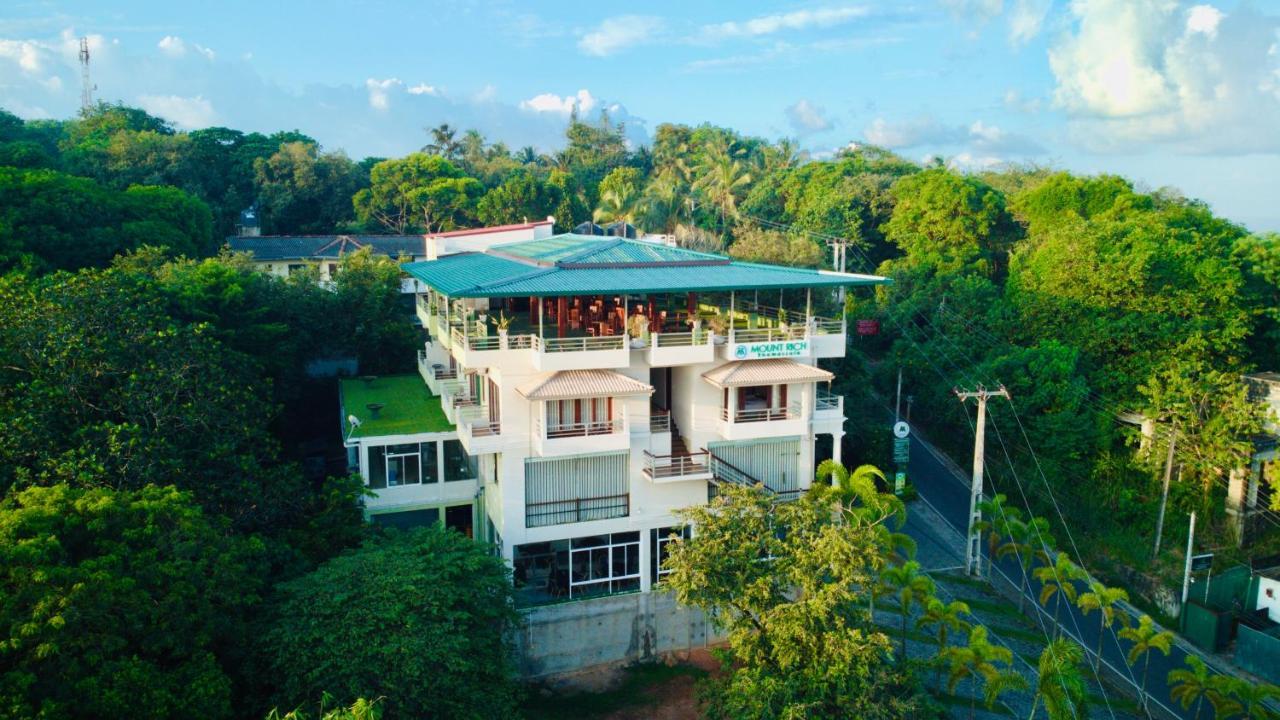 Mount Rich Rumassala Hotel Unawatuna Buitenkant foto